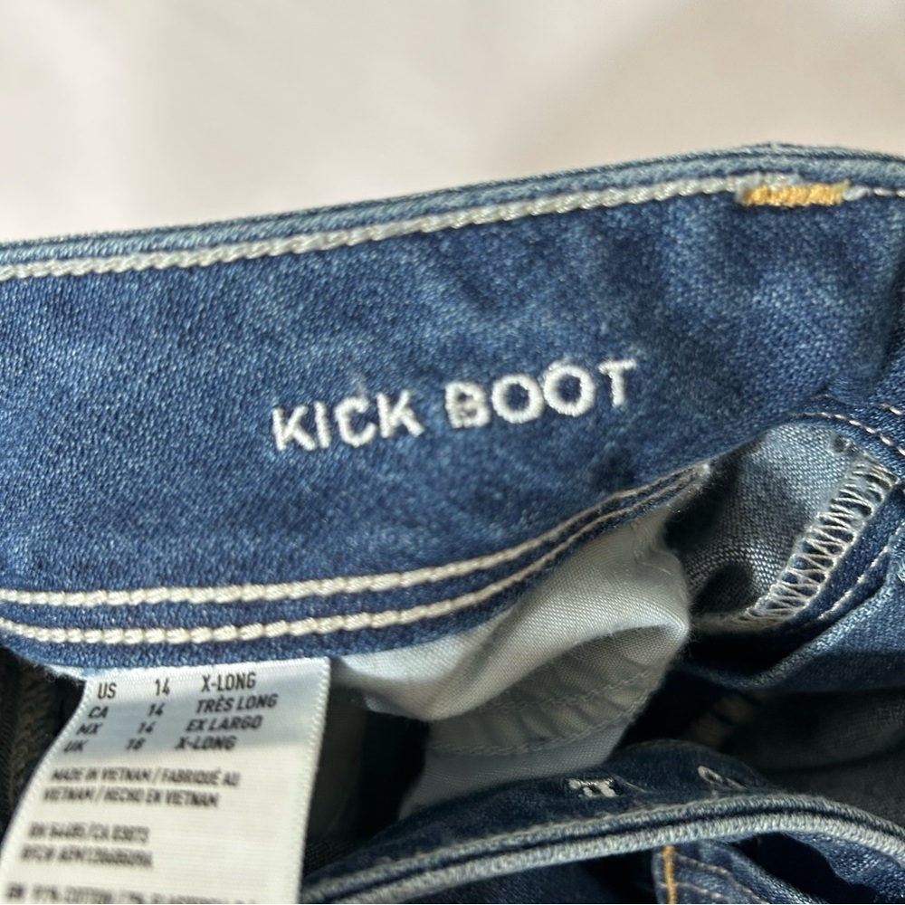 American Eagle Kick Boot Jeans Womens 14 X Long Dark Blue Denim Stretch Distress - Picture 3 of 14